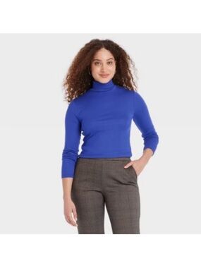 NWT A New Day Size Med. Blue/purplish lightweight ribbed Turtleneck Sweater.
